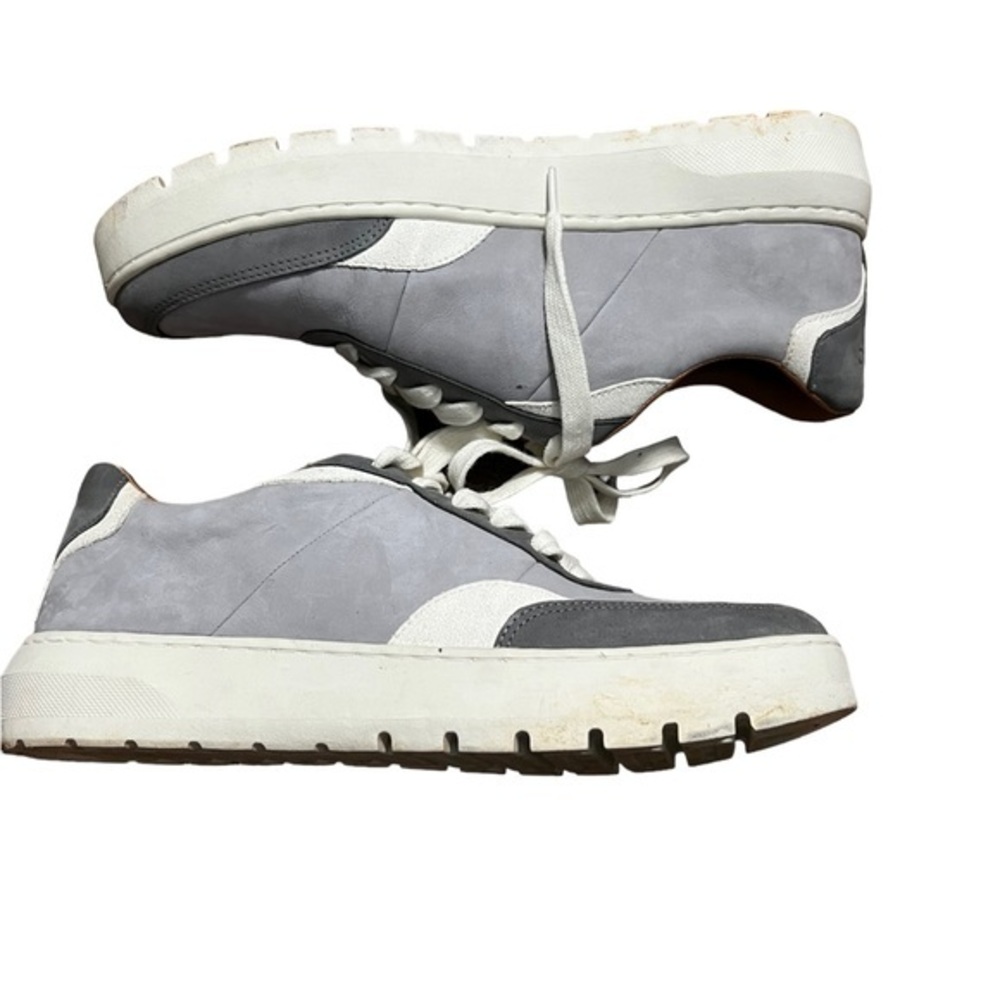 Vionic Lace Up Sneakers Gray and White Size 8.5
